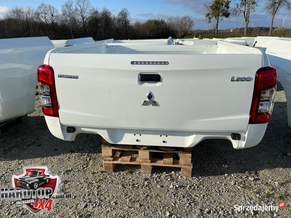 Paka Skrzynia Ładunkowa Mitsubishi L200 2016 części blacharskie warmińsko-mazurskie Pasłęk sprzedam