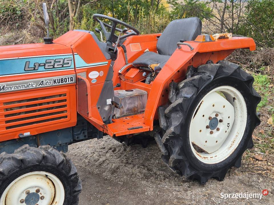 Traktorek traktor KUBOTA L1225D 22 44