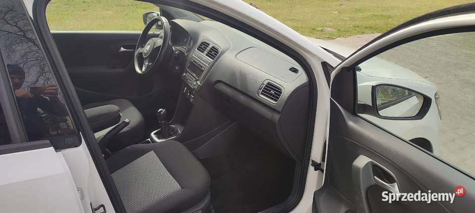 VW polo 2013 roku z pakietem Rline
