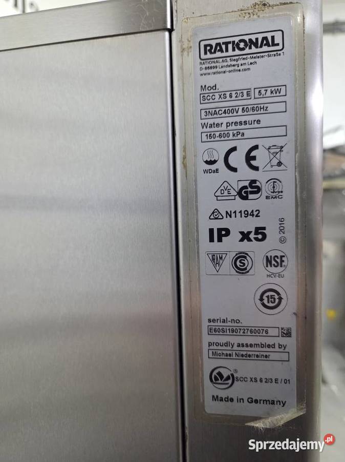 Piec konwekcyjnoparowy Rational SCC WE XS 2019