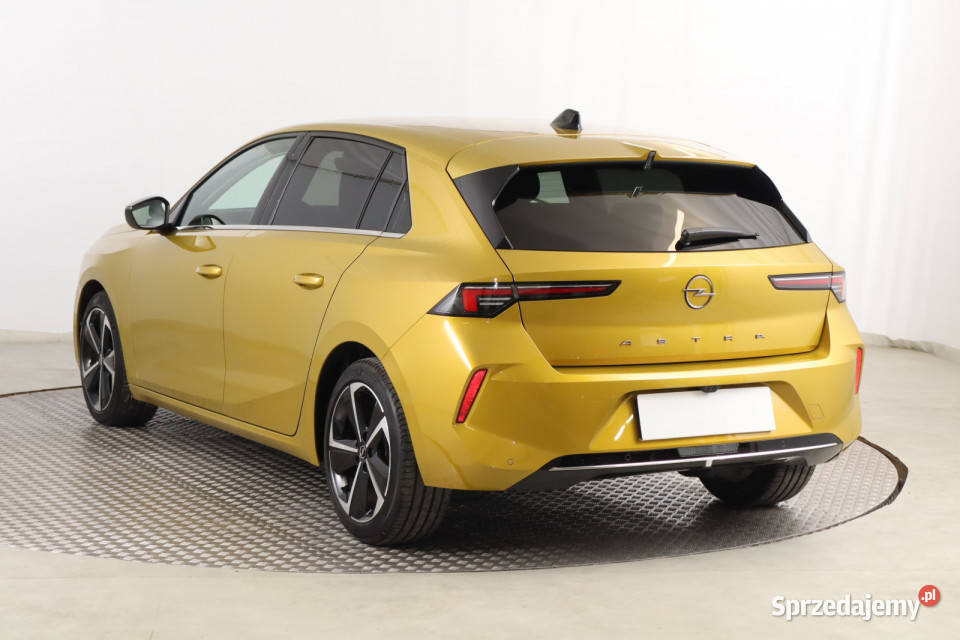 Opel Astra 12 Turbo światła LED Zabrze