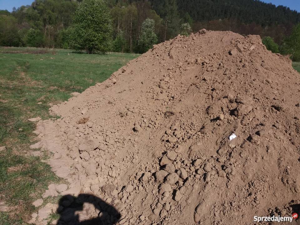 Ziemia nawierzchniowa hummus Maków Podhalański