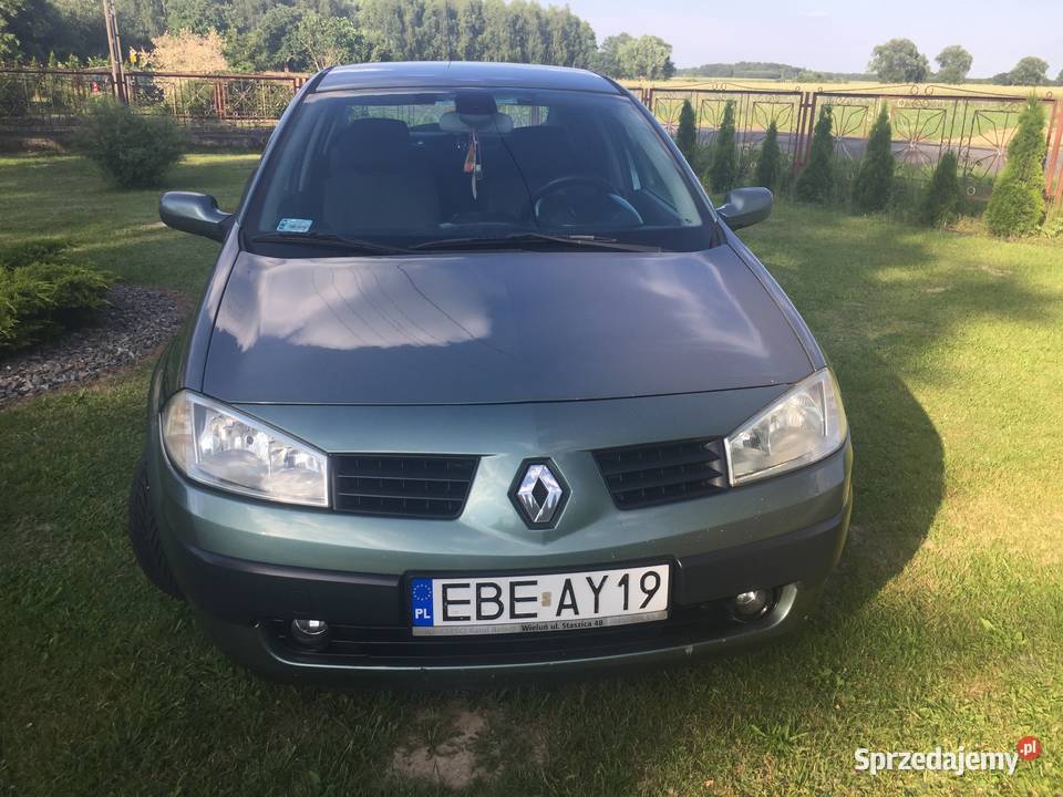 ŁADNA MEGANKA SEDAN16 bg Bocianicha