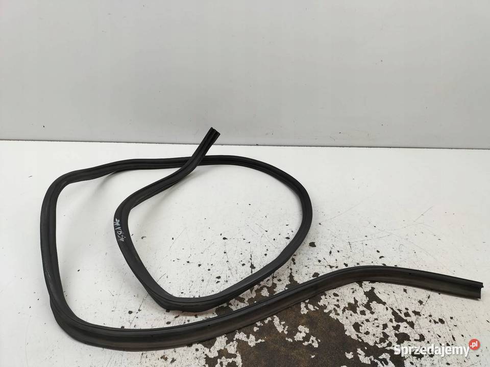 USZCZELKA KLAPY TYŁ BAGAŻNIKA SEDAN USA VW świętokrzyskie sprzedam