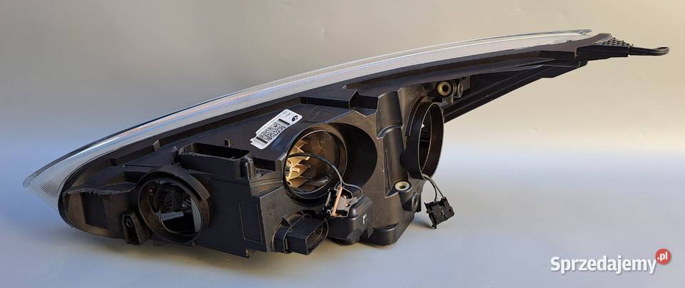 Reflektor Prawy Ford Focus Mk3 FL LED osobowe Mielęcin