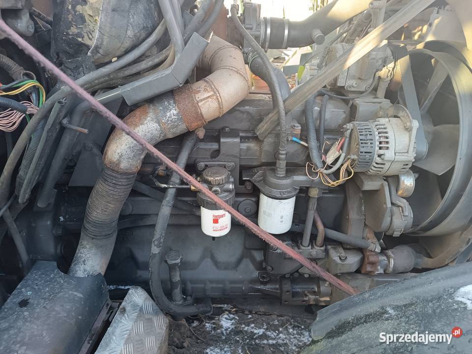 Ciągnik rolniczy Renault Ares 620RZ uszkodzony Napęd 4x4