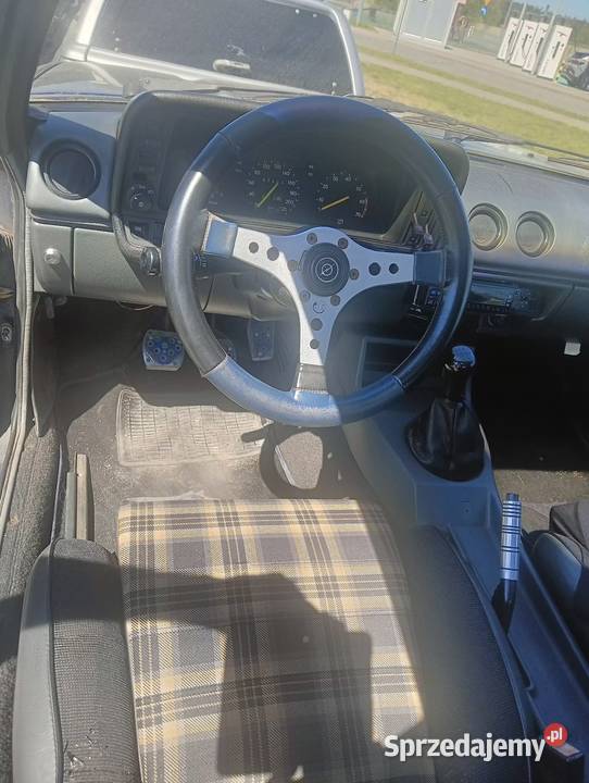 Opel Manta B 20 GSI na części dolnośląskie Wiązów