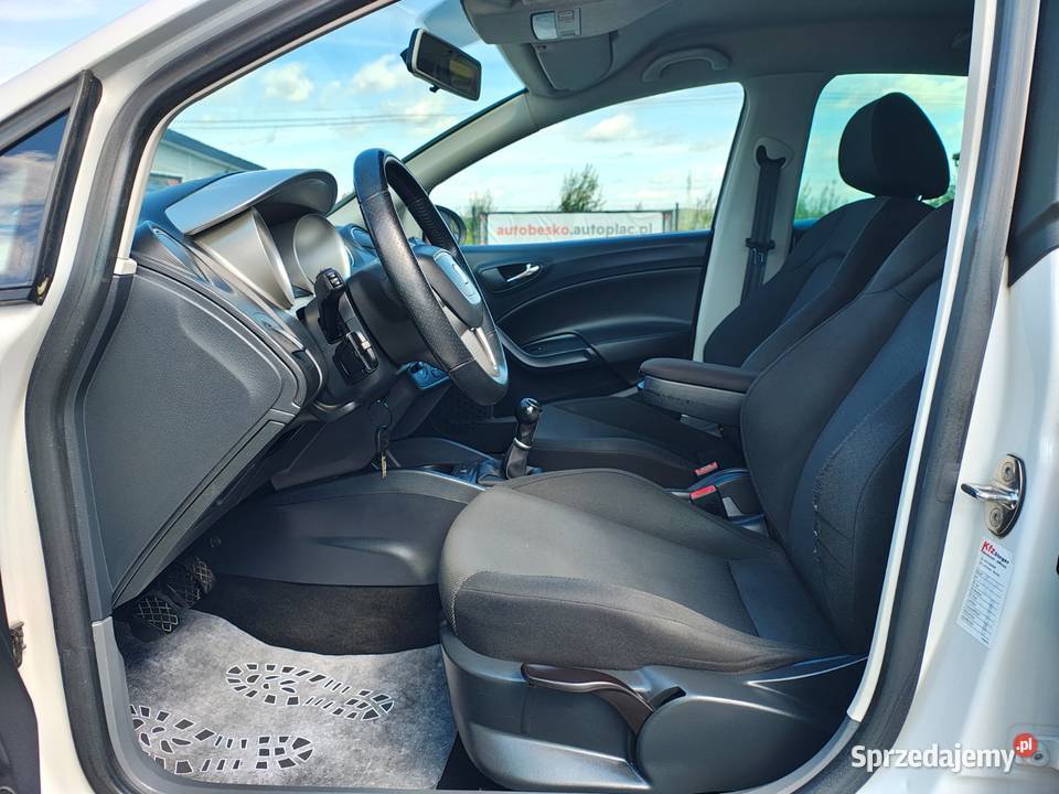 Seat Ibiza 16Benzyna Mały Przebieg manualna Ibiza Zarszyn
