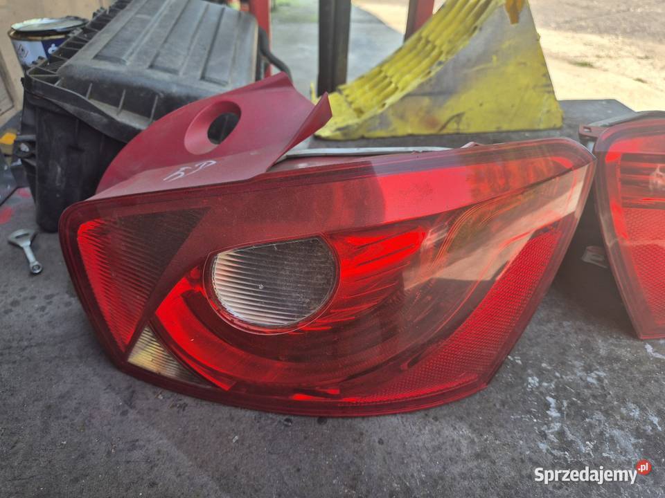 Lampa seat ibiza 4 6j 2010r Piekary Śląskie