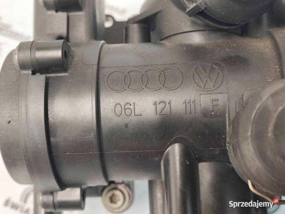 AUDI A5 14r 18 TFSI CJE 170 obudowa termostatu z Pompy wody Kielce
