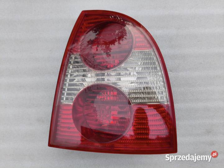 Lampa Prawy Tył Tylna Prawa VW Passat B5 Sedan osobowe Wyszków