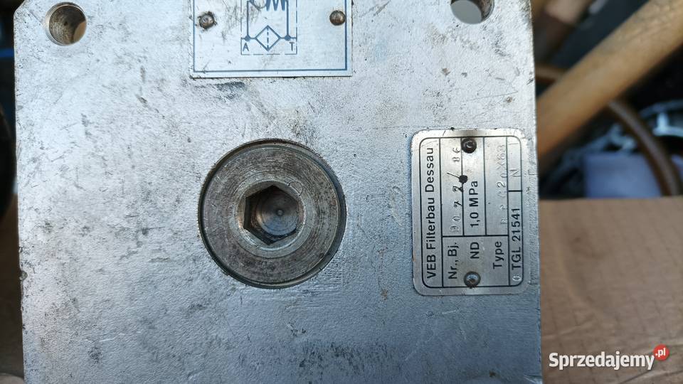 ładowarka tih pokrywa filtra hydraulicznego zachodniopomorskie Goleniów sprzedam