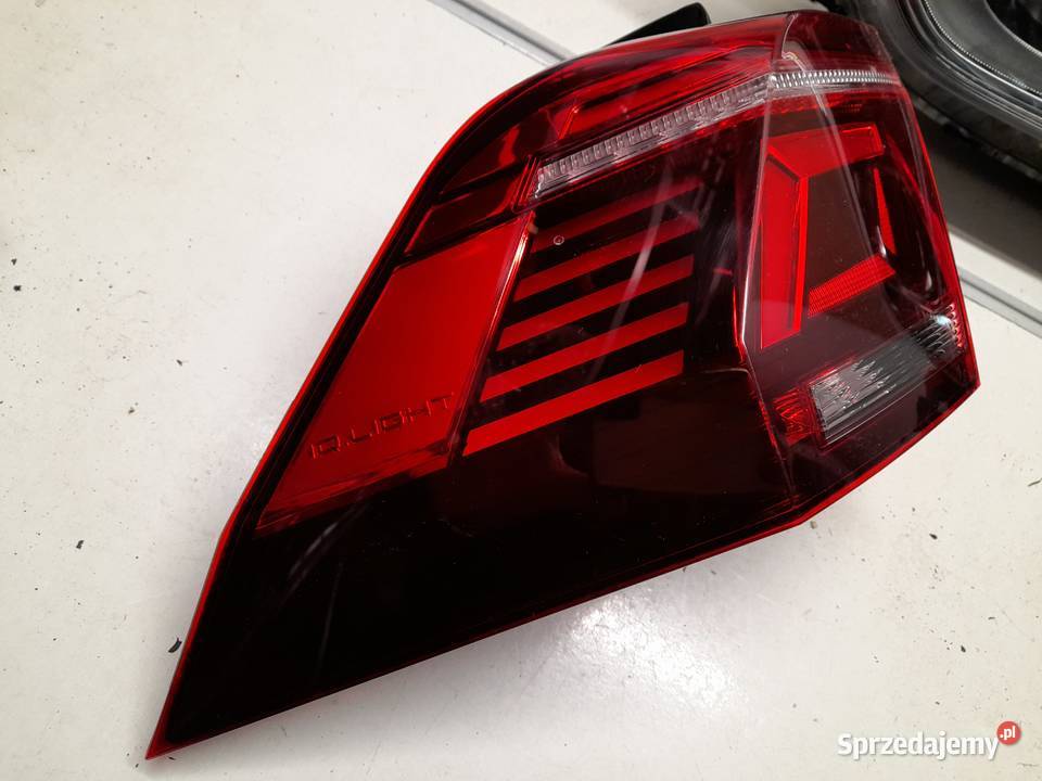 VW TIGUAN 2 IQ LAMPA LEWA TYŁ LED 5NA945207J Lampy tylne