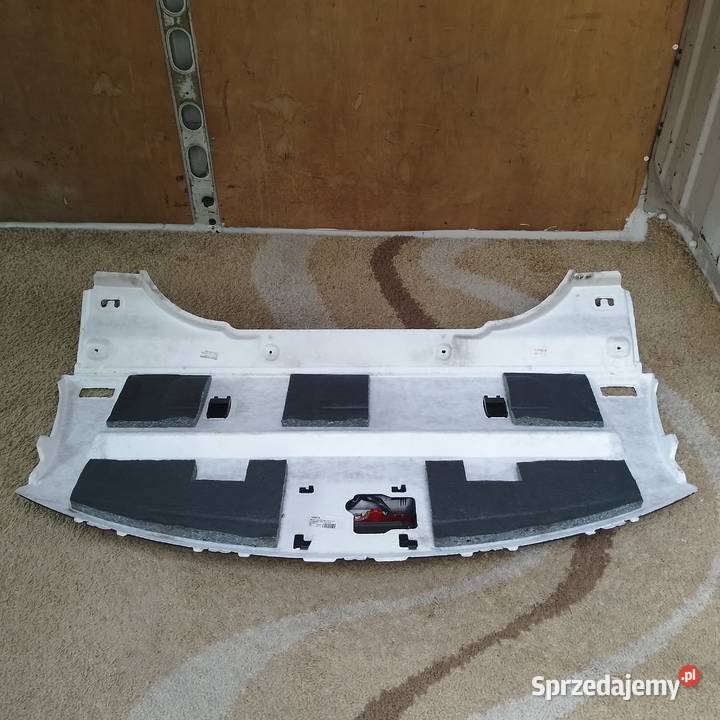 Półka tylna z światłem stop Toyota Avensis T25 Wyszków sprzedam