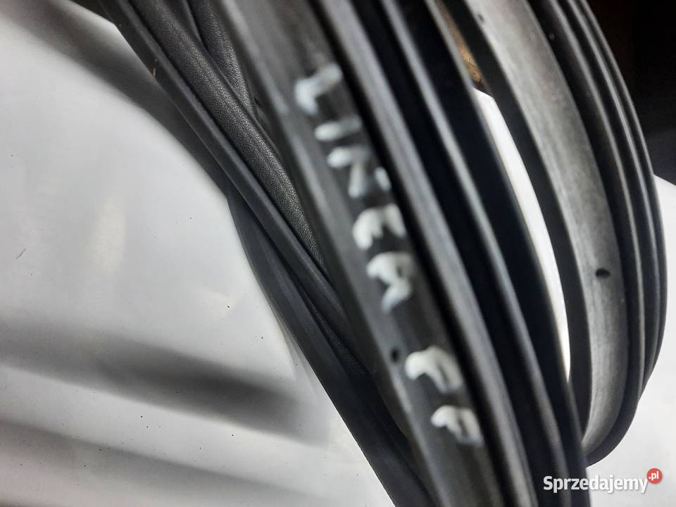 Fiat Linea uszczelka drzwi prawa przednia prawy Ksawerów