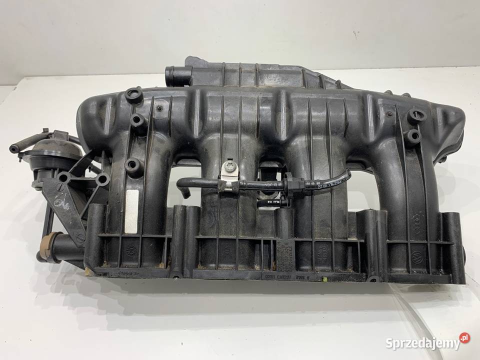 KOLEKTOR SSĄCY AUDI A4 B8 06H133185H 18 160 0715 podkarpackie