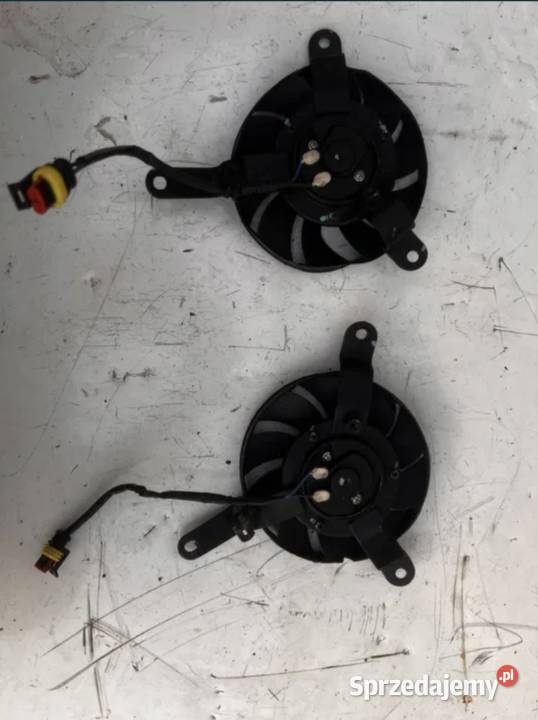 wentylator prawy lewy komplet Ducati SuperSport Ostrzeszów