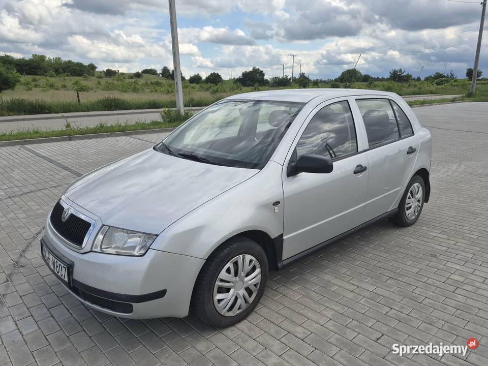 FABIA sprawna długie opłaty 247000km