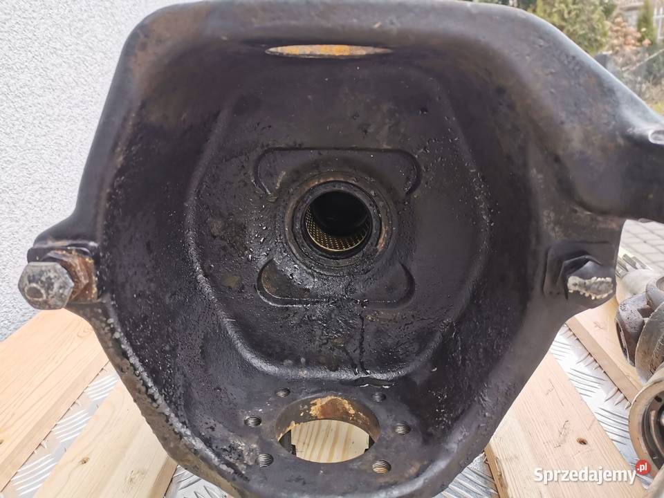 Zwolnica Zwrotnica prawy przód Manitou MLT 737 Wilkowo