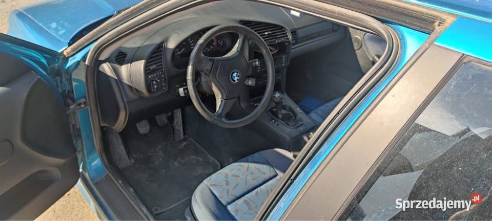 BMW e36 318i touring individual atlantis blue