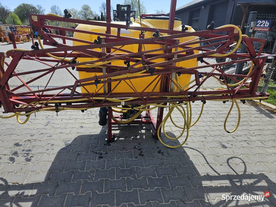 Opryskiwacz kwas 600l 15m belka nieuszkodzony Stogniowice sprzedam