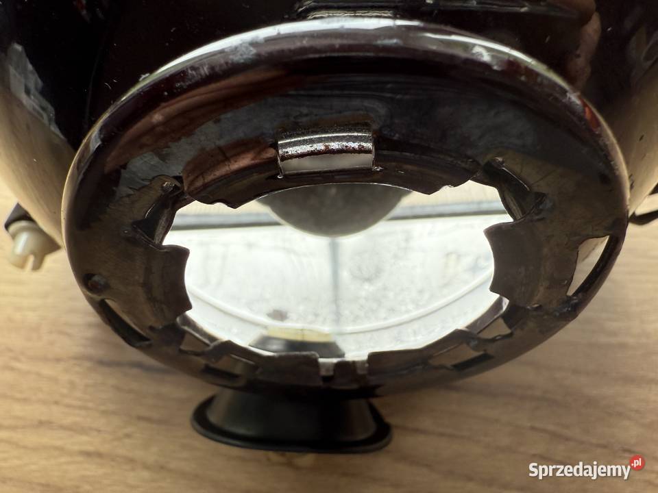 Lampa przód WESEM Fiat 126p ładny stan