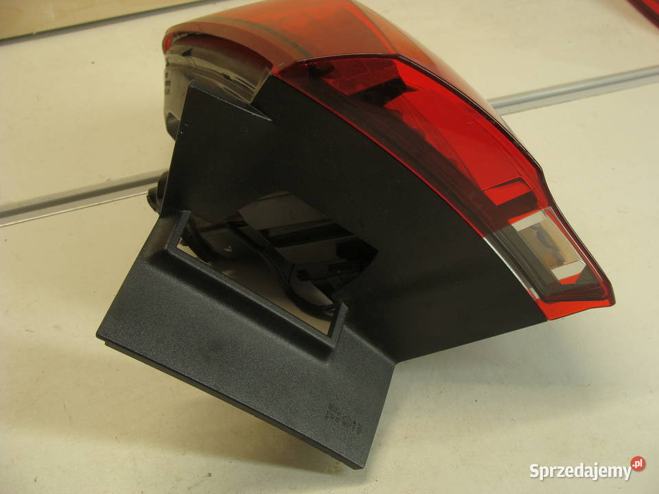 RENAULT SCENIC IV LAMPA PRAWA TYLNA TYŁ Goleniów
