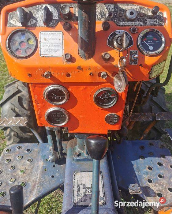 Kubota B7100 4x4 traktorek sadowniczy komunalny Ostaszewo Wielkie