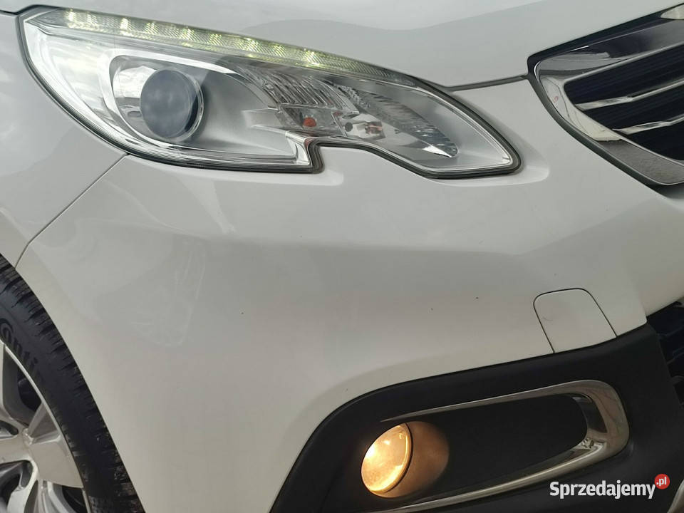 Peugeot 2008 bezwypadkowy ASO nawigacja 100KM Zgierz