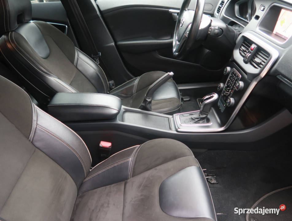 Volvo V40 20 D3 ASR (kontrola trakcji) Katowice
