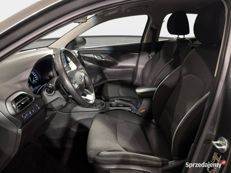 Hyundai i30 VAT 23 Fastback Smart 15TGDI 160 aluminiowe felgi małopolskie Myślenice