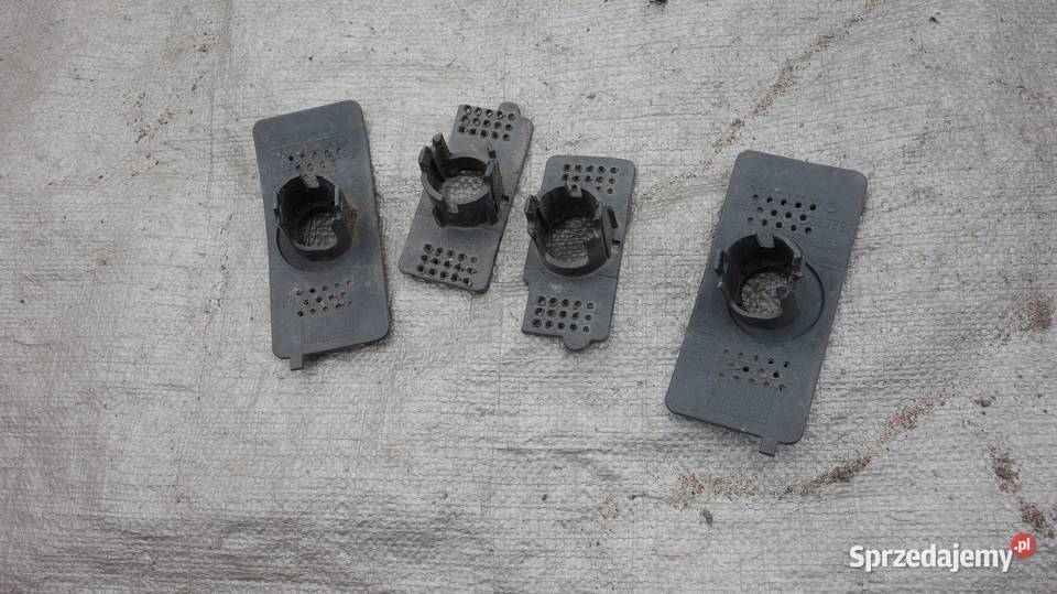 volvo xc60 08 uchwyt koszyk czujnika pdc Karoseria Ruda Śląska