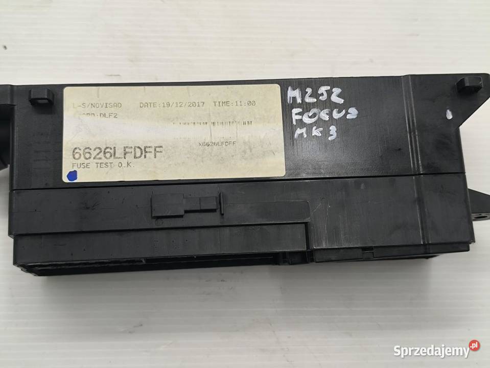 SKRZYNKA BEZPIECZNIKÓW FORD FOCUS MK3 LIFT 15 Skrzynki bezpieczników