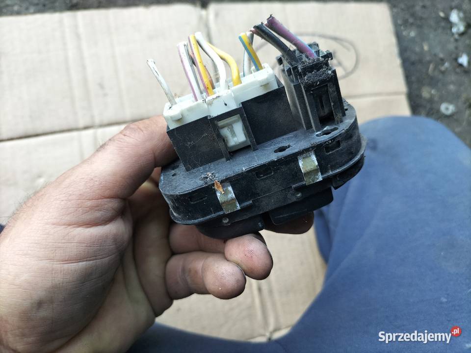 MONDEO MK1 MK2 PRZEŁĄCZNIK OTWIERANIA ZAMYKANIA Kamień-Kolonia