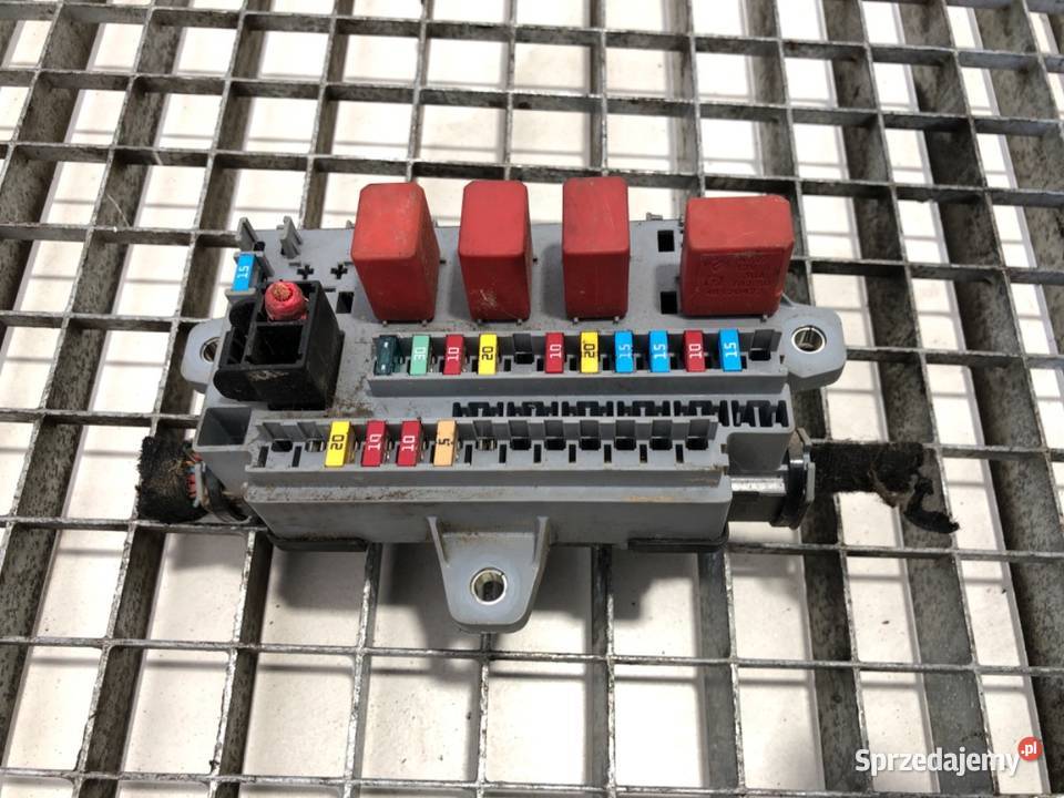 SKRZYNKA BEZPIECZNIKÓW PEUGEOT BOXER I Bus 20 84 osobowe podkarpackie