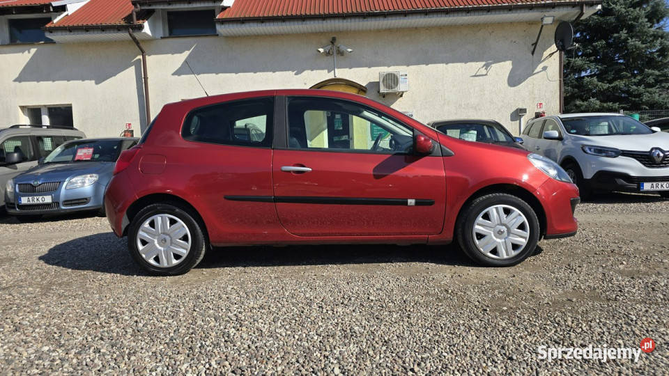 Renault Clio Benzyna 16 III 20052012 manualna