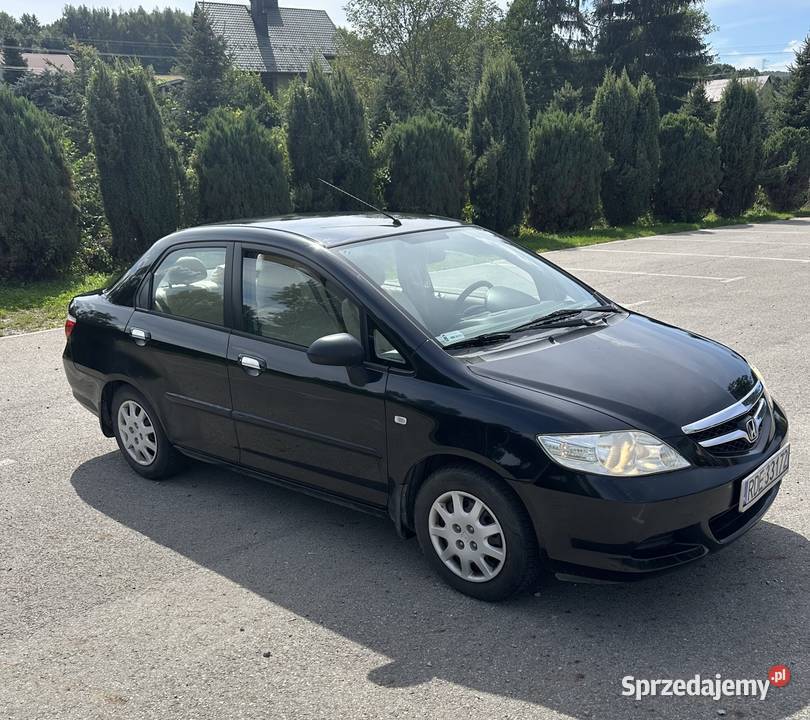 Honda City 14 gaz 2003r