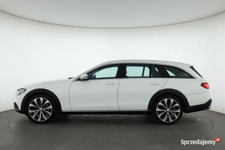 Mercedes E E 220 d 4MATIC Piaseczno