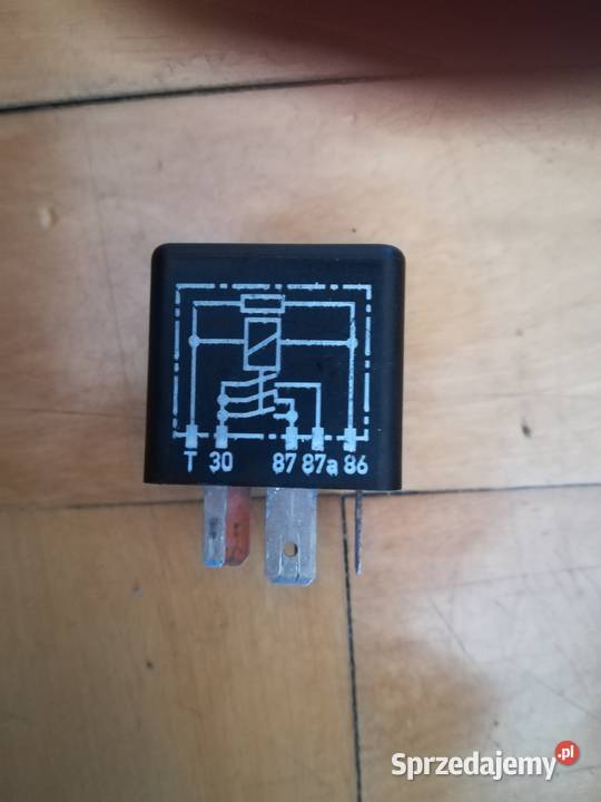 Przekaźnik wielofunkcyjny 219 VW Phenton passat sprzedam