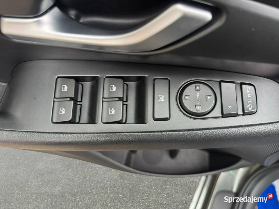 Hyundai i30 Fastback 15 TGDI 48V Smart Z ASR (kontrola trakcji) Warszawa