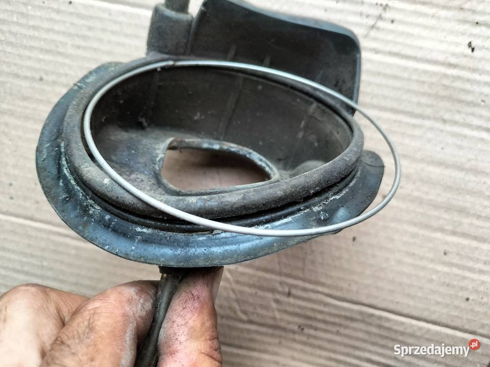 AUDI 80 B4 80B4 USZCZELKA GUMA OSŁONA WLEWU Kamień-Kolonia