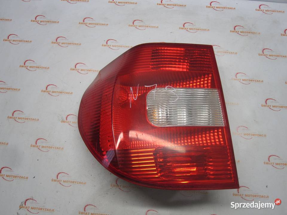 SKODA YETI 12r lampa lewa tył 5L0945095 Kielce