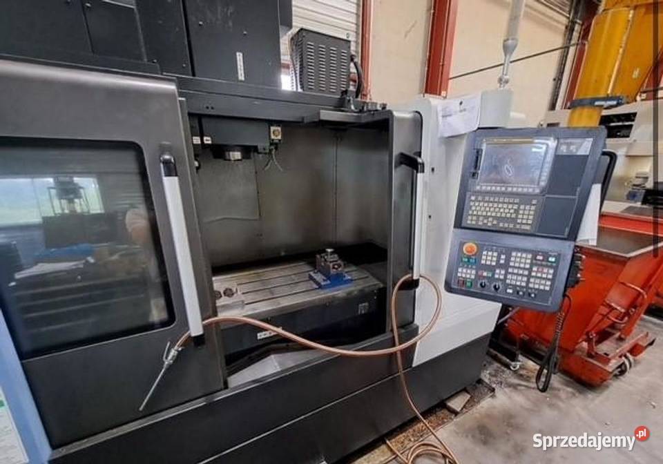 Pionowe centrum obróbcze DOOSAN DNM5700 2018 Szczecin