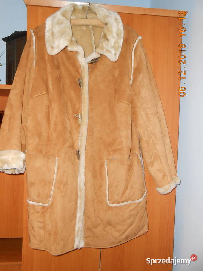 Kożuszek koniakowy brąz z kołnierzem i lamówkami Kępno