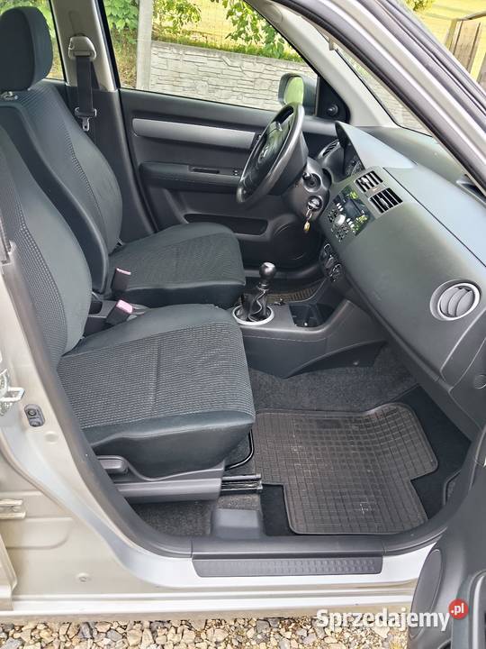 Suzuki Swift 13 benzyna 92 2006r wspomaganie kierownicy