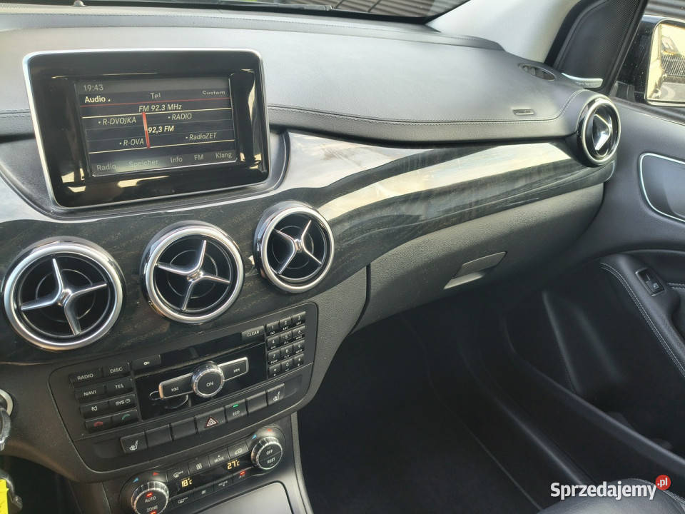 Mercedes B 200 Mercedes Benz B200 16i 156 Full Mysłowice