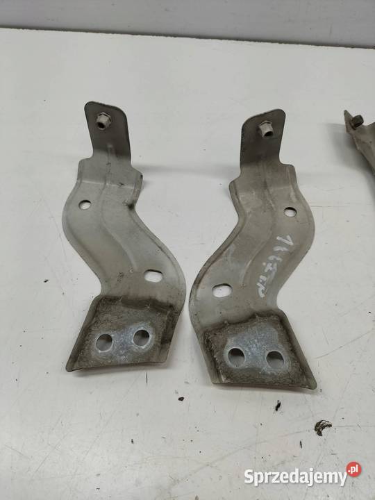 UCHWYTY MOCOWANIE BŁOTNIKA LEWE PRAWE KPL