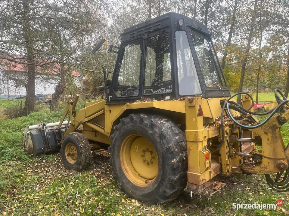 Koparkoładowarka kołowa CASE 580F Koparko ładowarki Borkowice