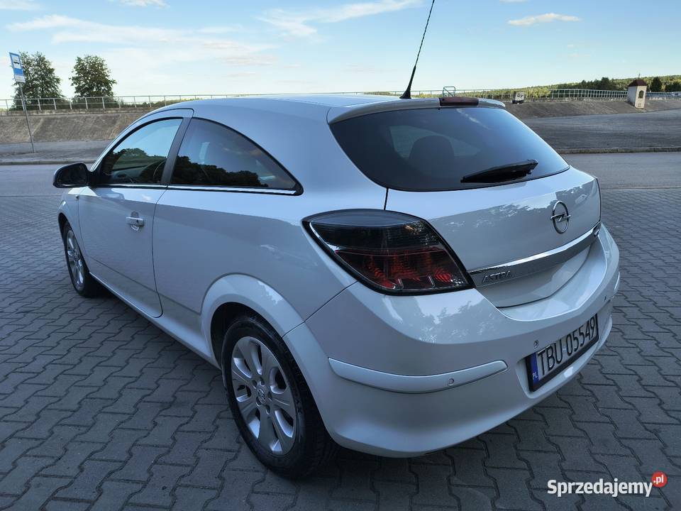 Opel Astra GTC 2009 16 stan wzorowy Kielce