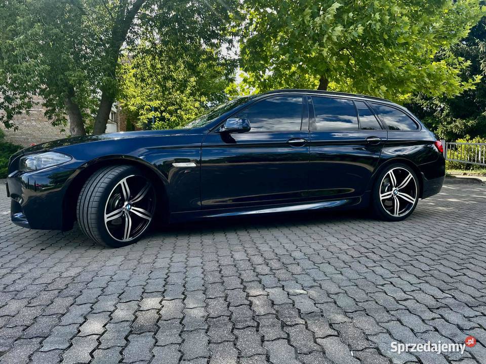 BMW 2011 F11